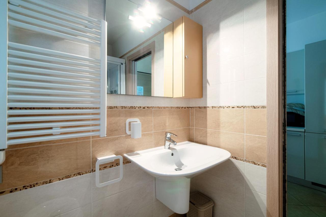 Prestige 7 By Quokka 360 - Quiet Studio With Balcony ลูกาโน ภายนอก รูปภาพ